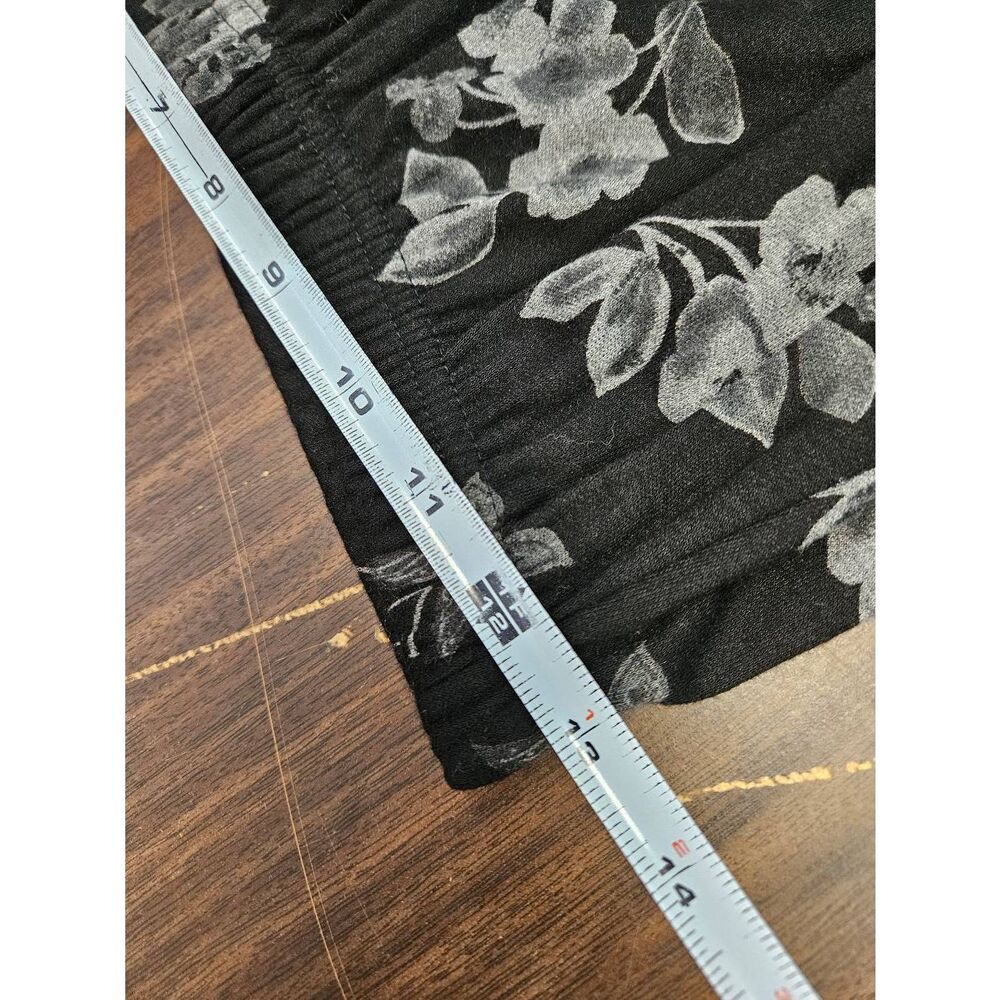 Sag Harbor Black Maxi Skirt Size Small Gray Floral - Picture 5 of 6